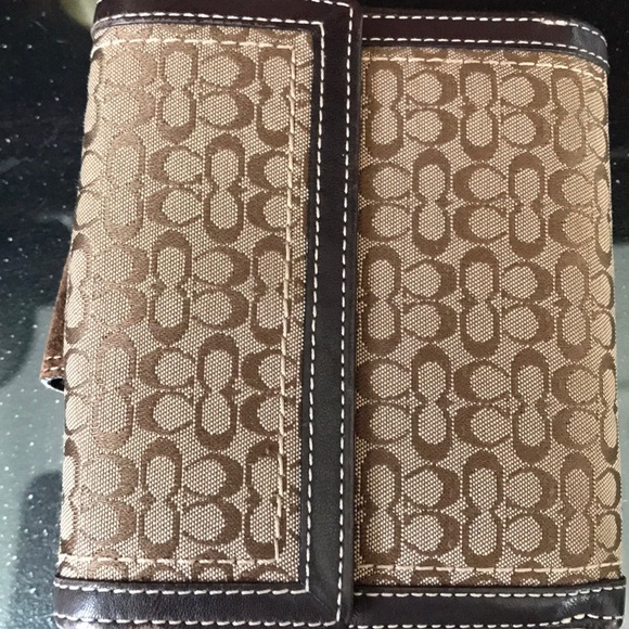 Coach wallet - Picture 2 of 4
